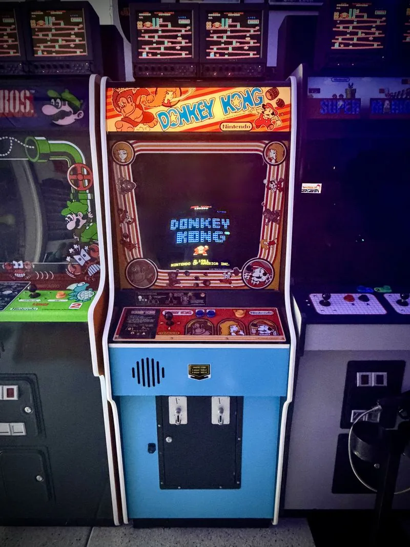 Nintendo Donkey Kong upright in blue plywood, marquee lit